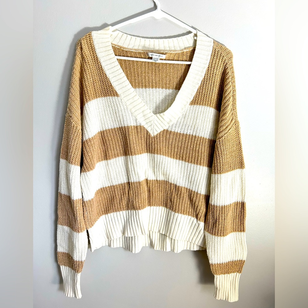 American Eagle Woman’s Sweater